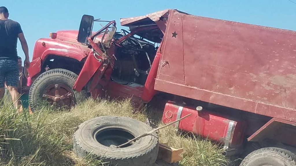 Accidente de camión en Cuba deja tres muertos Accidente de camión en Cuba deja tres muertos