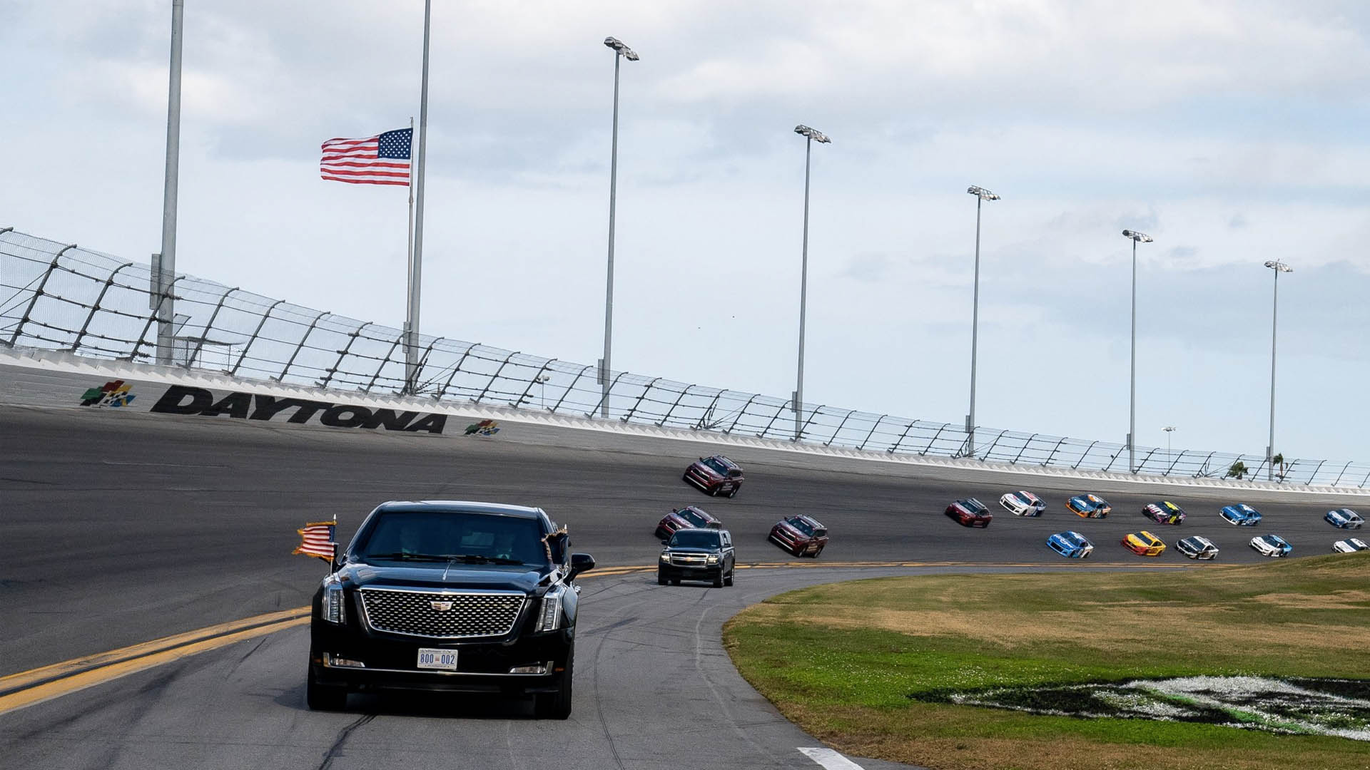 #Video Donald Trump da la salida a las 500 Millas de Daytona #Video Donald Trump da la salida a las 500 Millas de Daytona