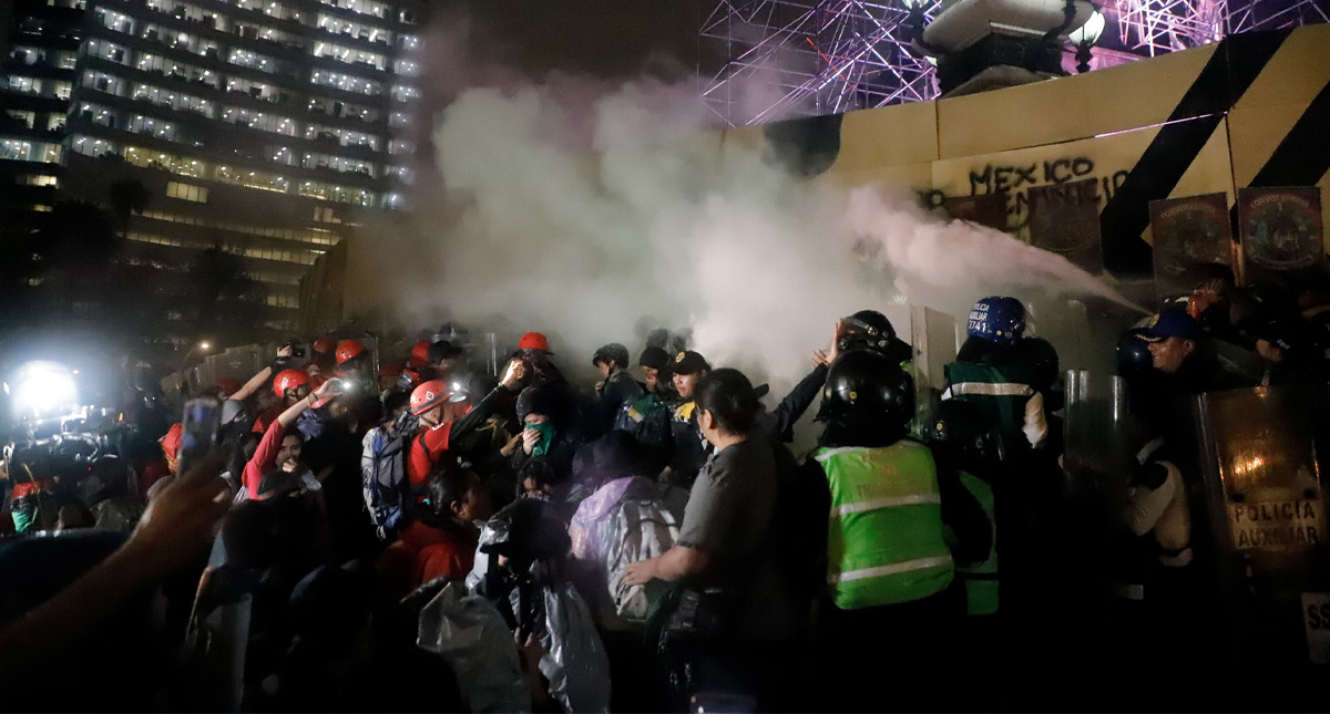 Ateneas utilizaron extintores para apagar fuego, explica Sheinbaum Ateneas utilizaron extintores para apagar fuego, explica Sheinbaum