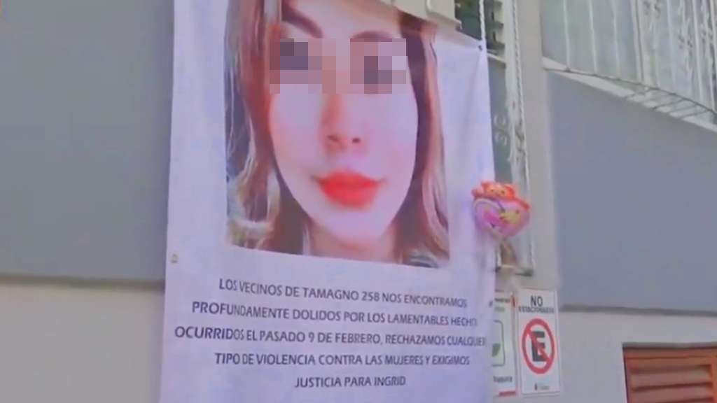 Colocan altar en honor a Ingrid Escamilla afuera de su edificio