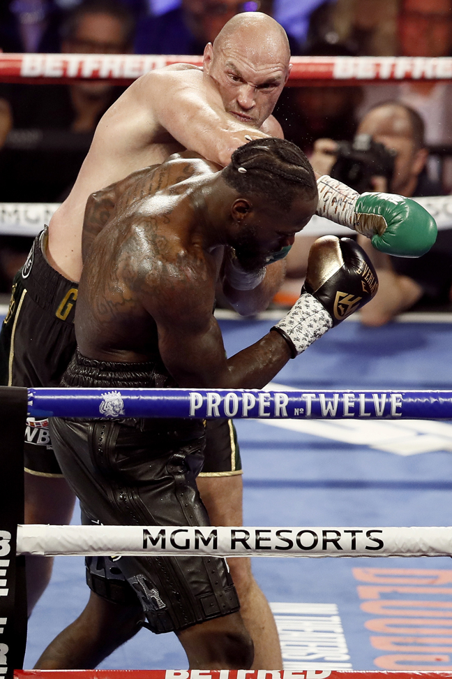 Fury es nuevo campeón de peso completo del CMB tras vencer a Wilder - fury-vs-deontay-wilder