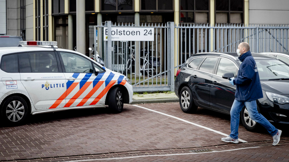 Estallan dos paquetes bomba en empresas holandesas