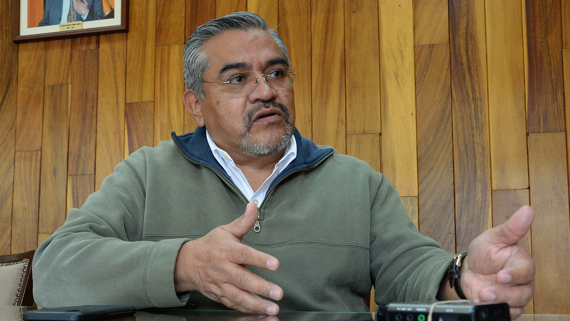 Científicos de la UNAM analizan enjambre sísmico en Michoacán - hugo-delgado-granados-director-del-instituto-de-geofisica-de-la-unam