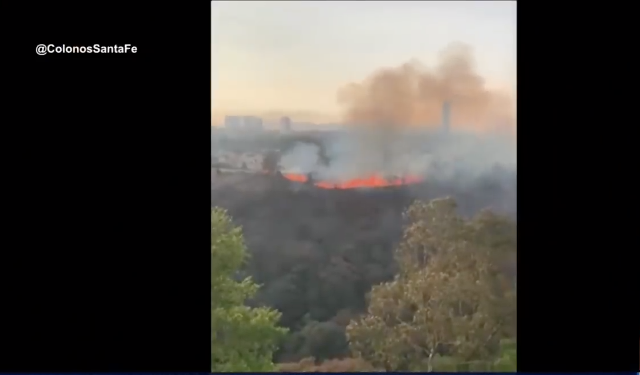Incendio en pastizales de Santa Fe