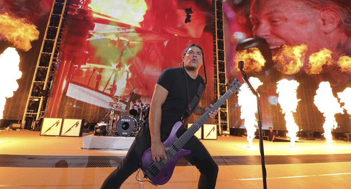 Metallica cancela su participación en dos festivales