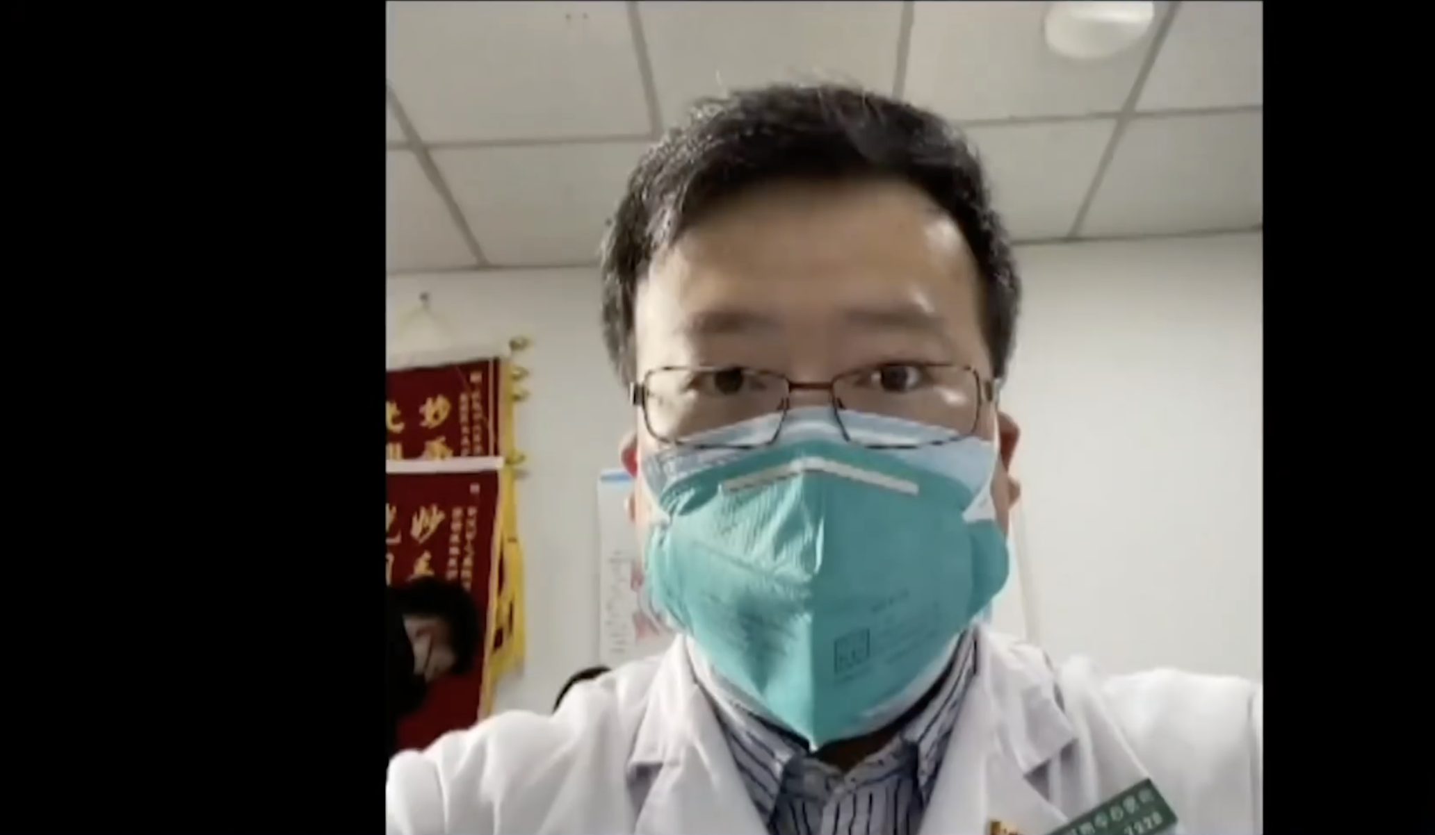 Muere médico que alertó sobre el coronavirus