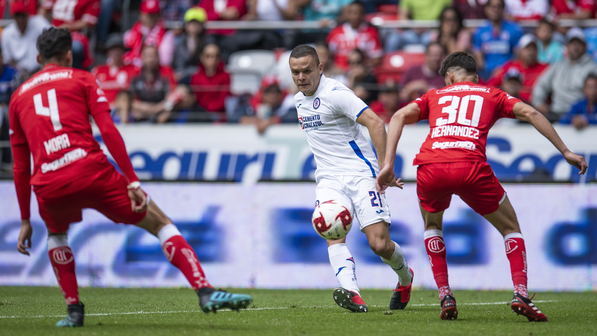 Toluca empata de último minuto a Cruz Azul