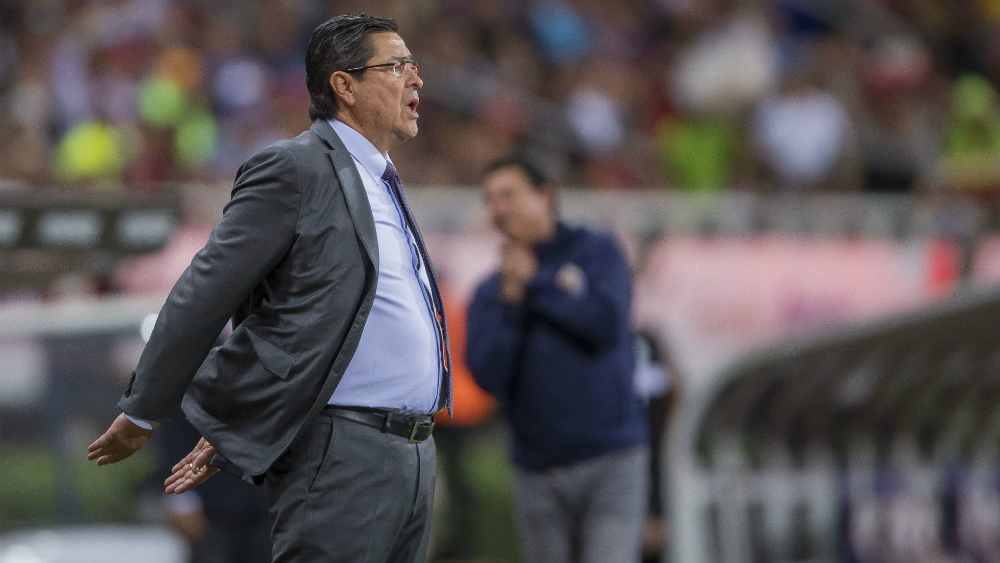 Tena admite su descontento con el desempeño de Chivas