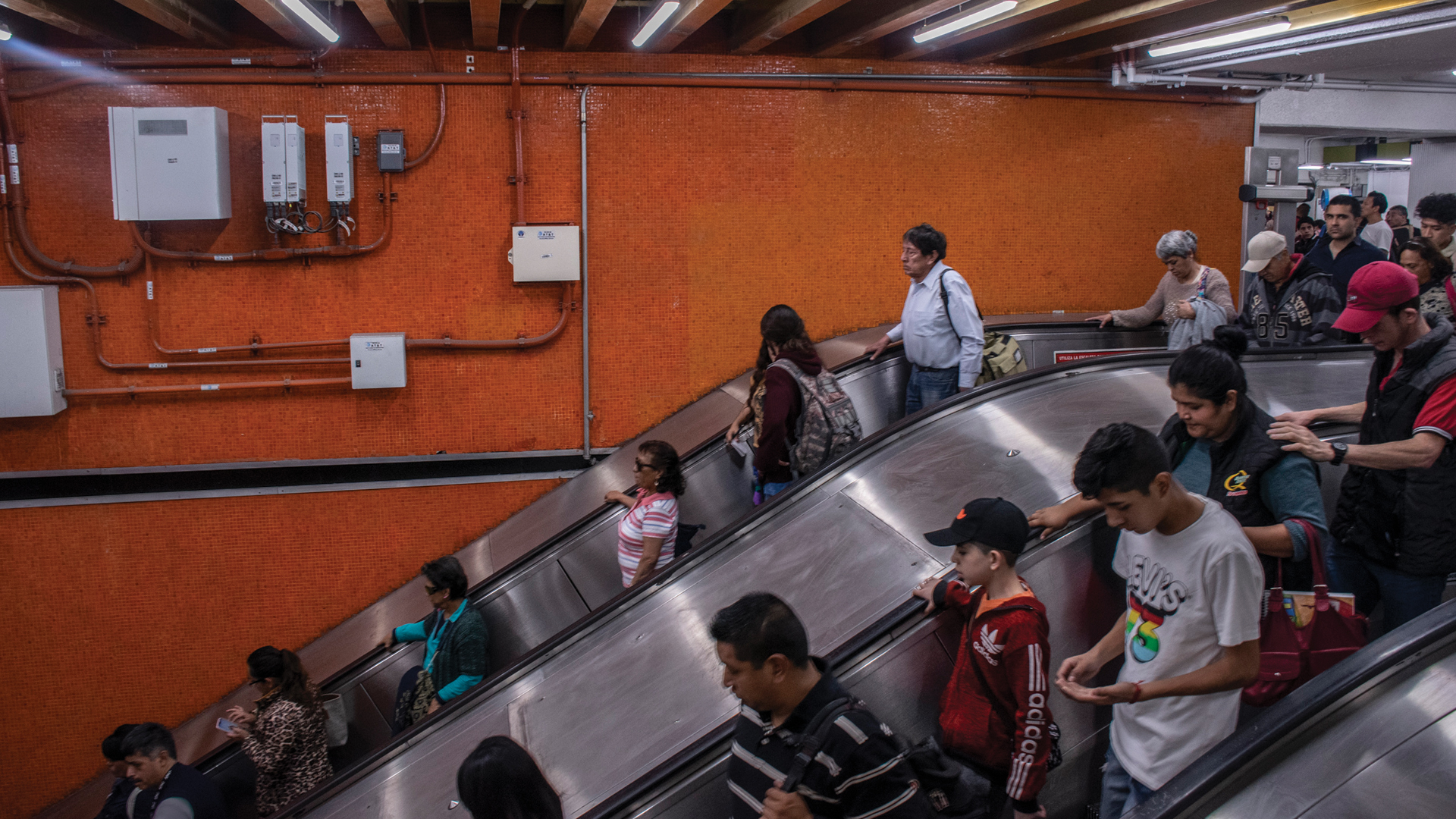 Alistan prueba piloto para ingreso al Metro a través de código QR