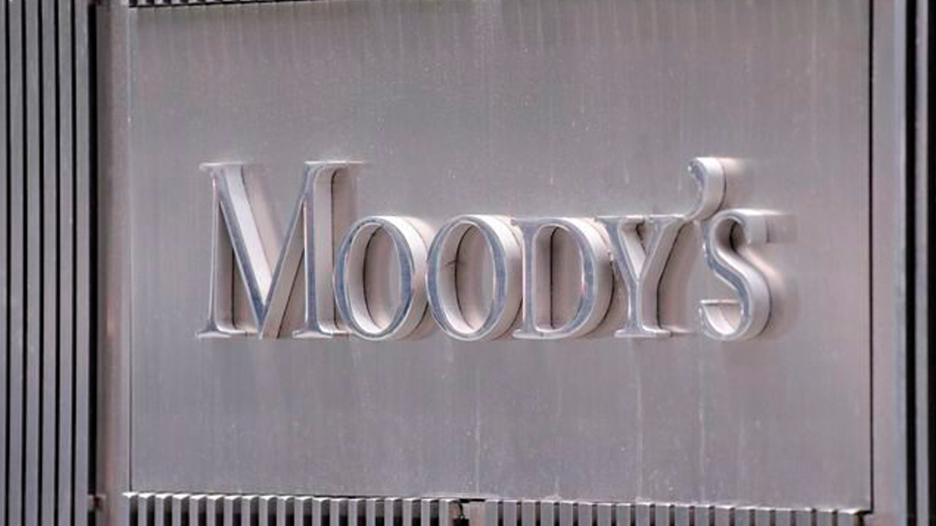 Extensión de medidas financieras por COVID-19 de parte de Banxico es positivo para bancos, asegura Moddy’s