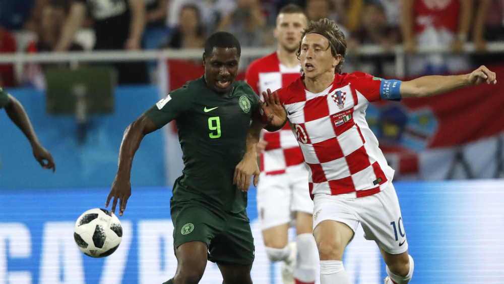 Jugador del Manchester United entrena al margen por riesgo de Covid-19