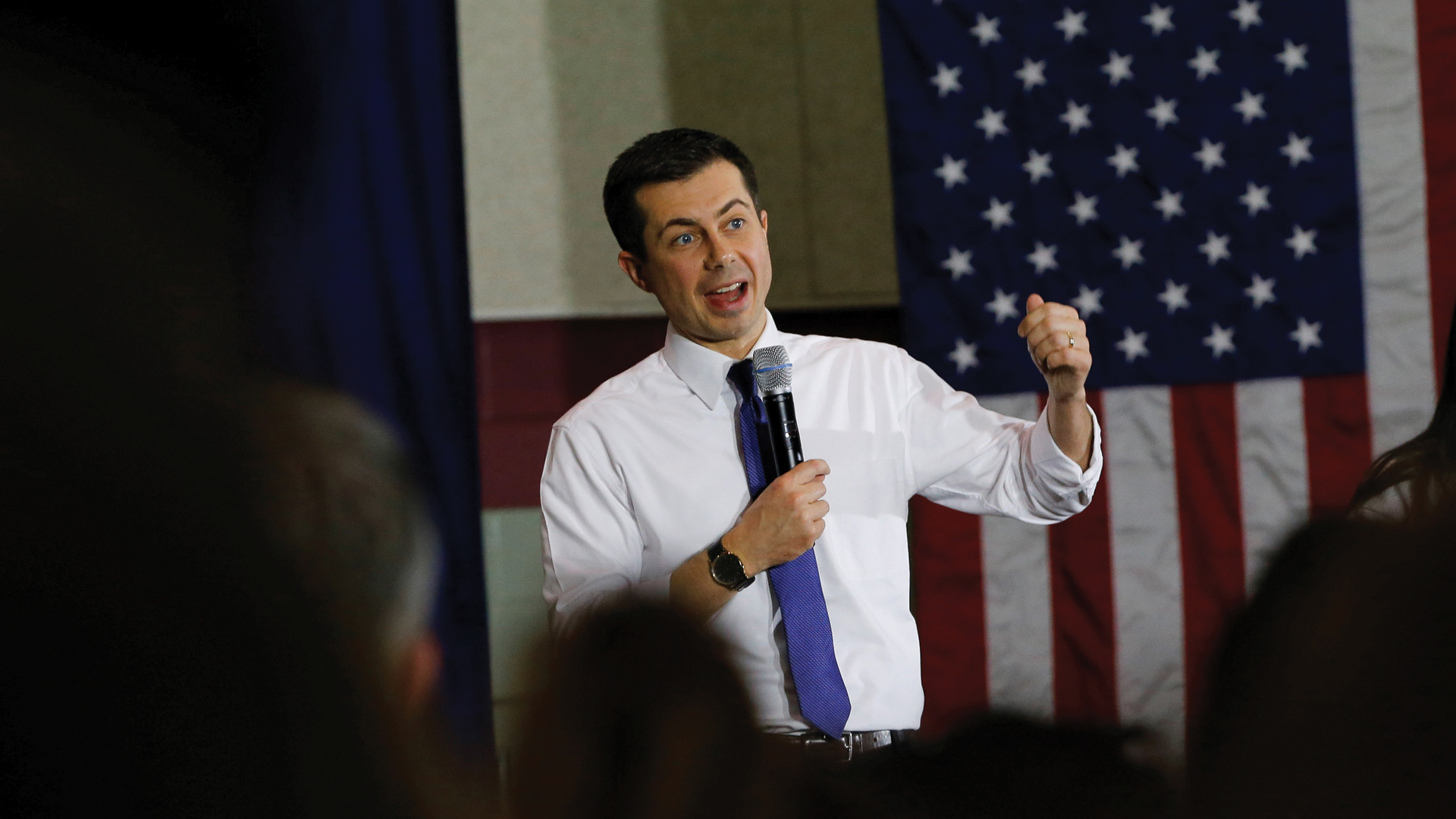 Sanders y Buttigieg piden recuento de caucus de Iowa