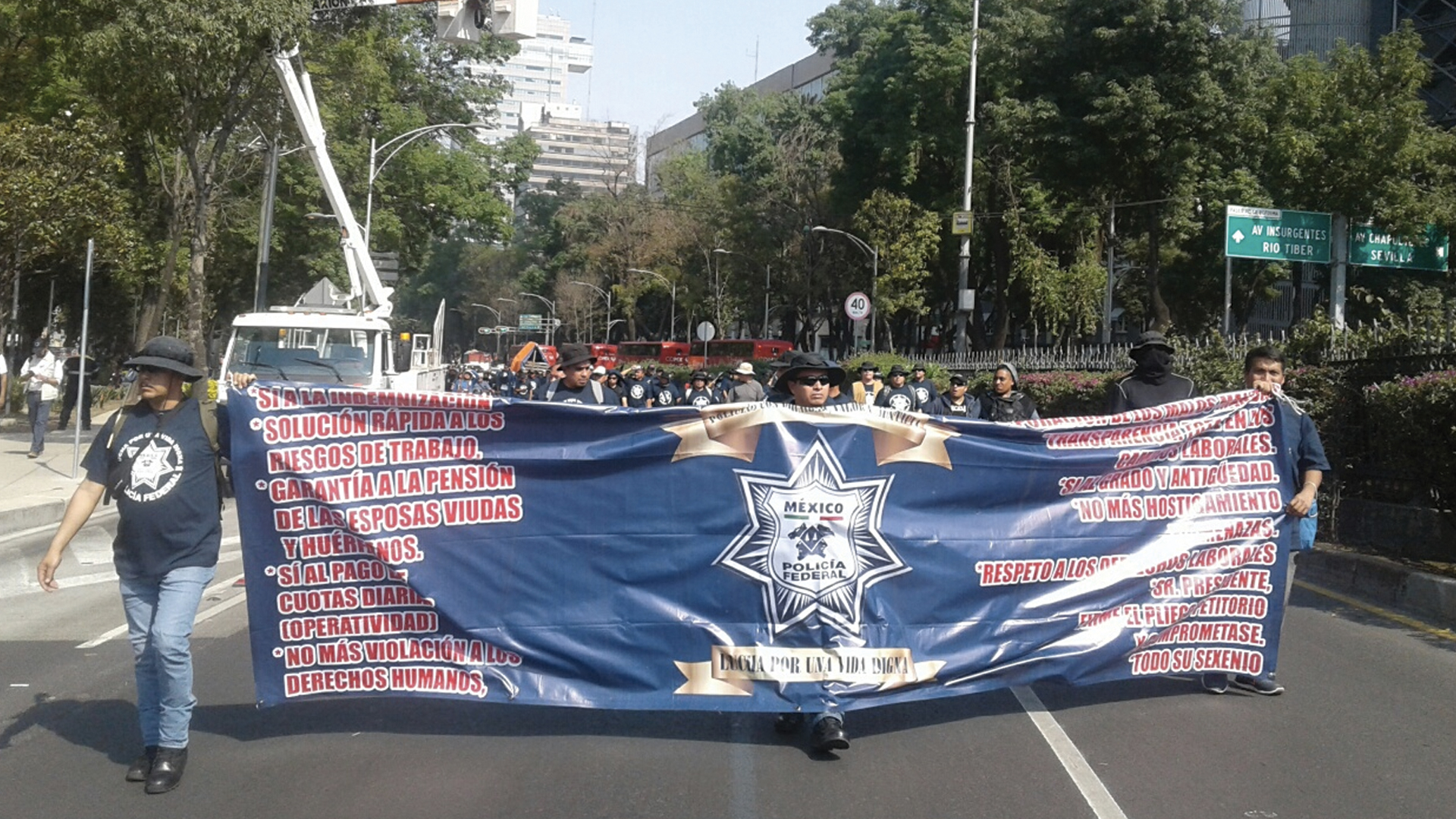 Policías Federales terminan protesta pero alistan movilizaciones para el viernes