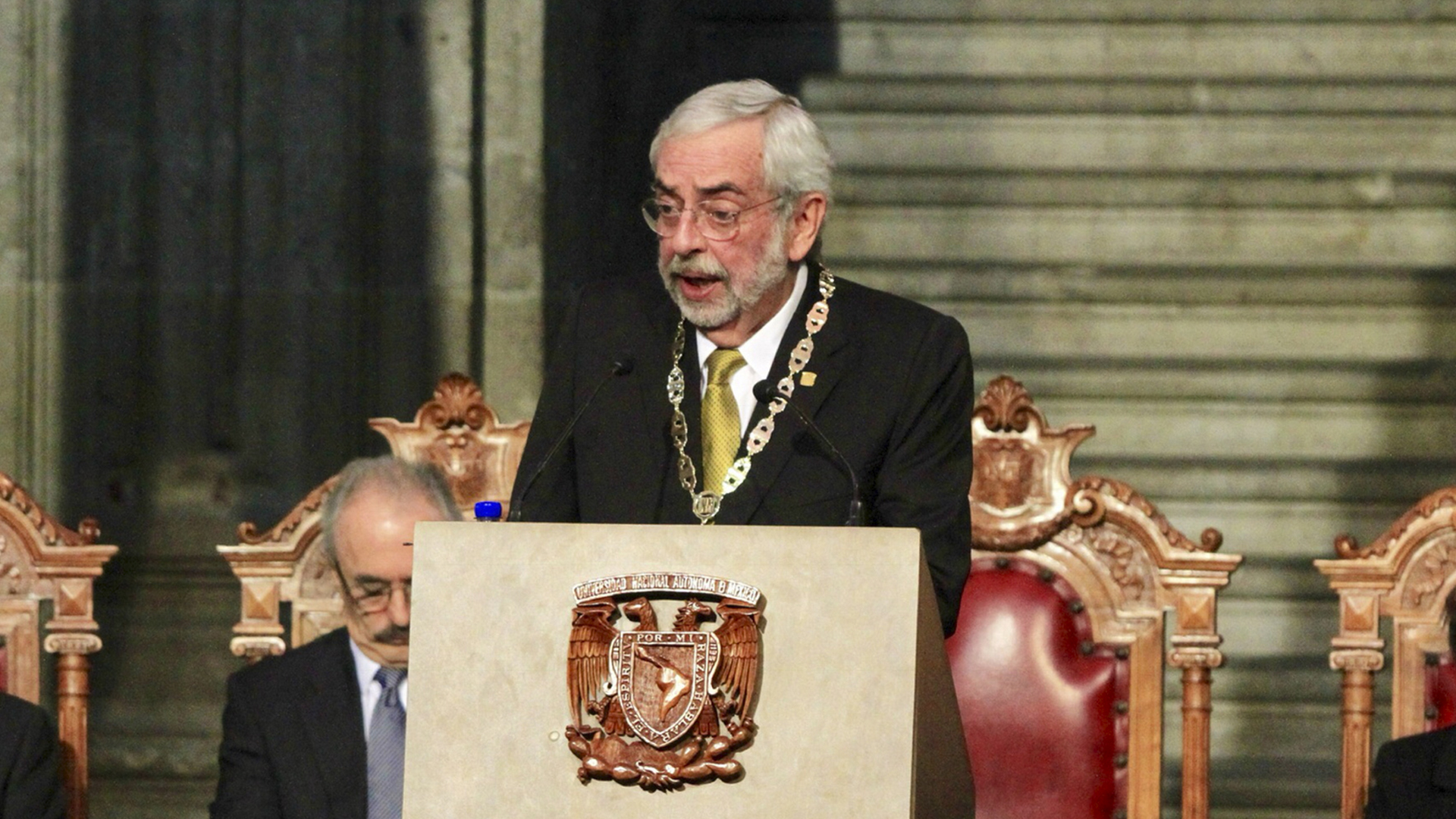 El rector Graue pide unidad y evitar violencia en planteles donde concluyeron paros El rector Graue pide unidad y evitar violencia en planteles donde concluyeron paros