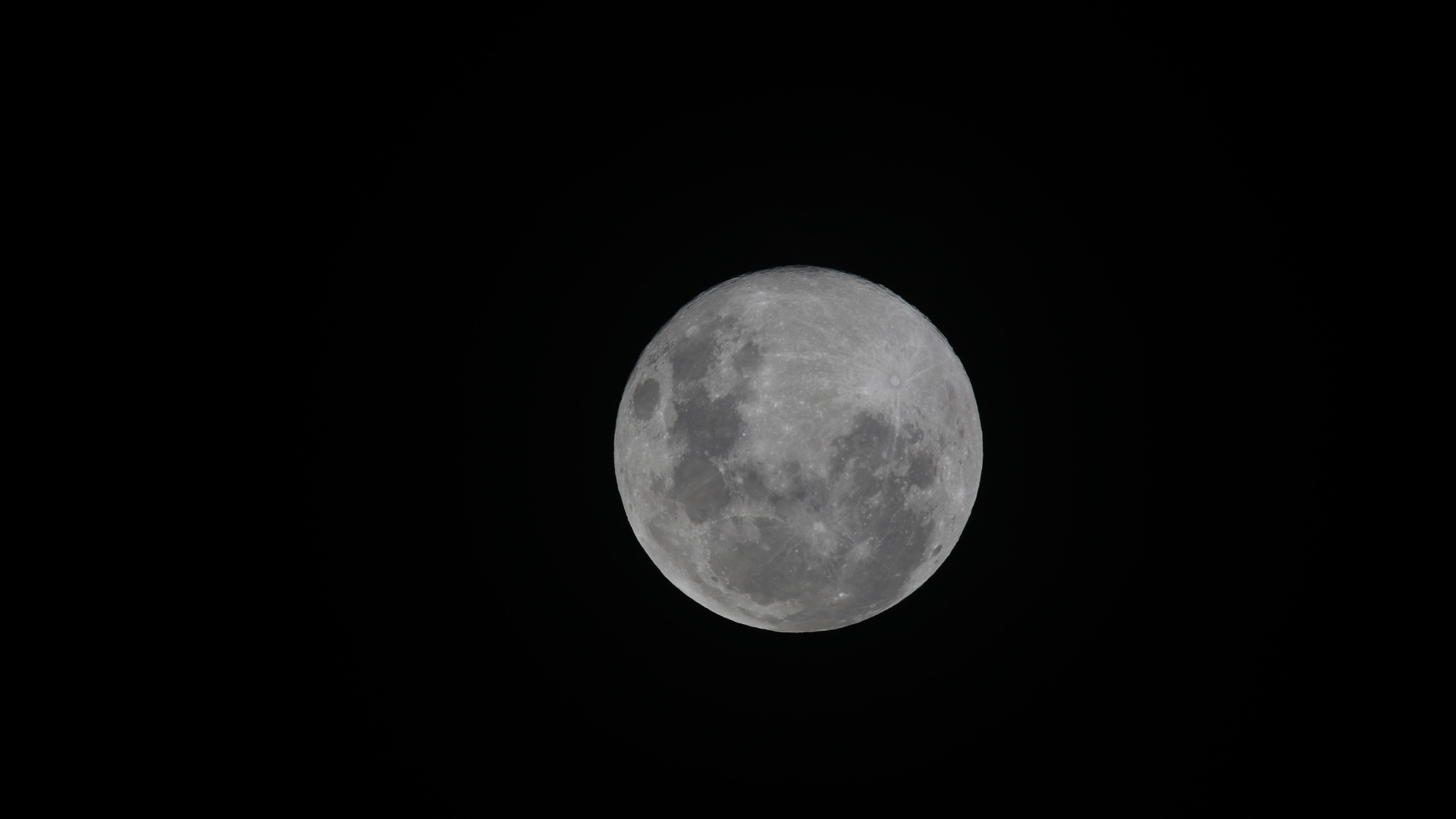Este fin de semana se podrá observar la Superluna y Mercurio