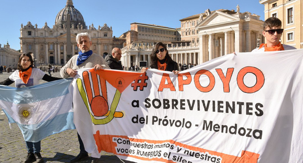 Víctimas de abuso sexual en Argentina piden ayuda al papa Francisco para hacer justicia