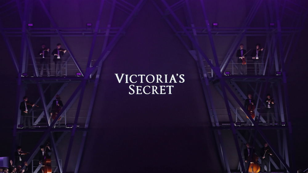 Más de 100 modelos tildan de “indignantes” los abusos de Victoria’s Secret