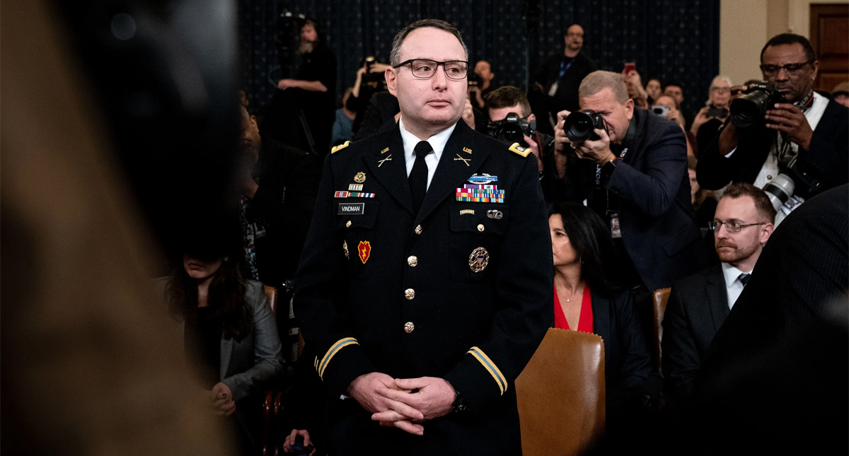 Despiden de la Casa Blanca a testigo clave del impeachment contra Trump