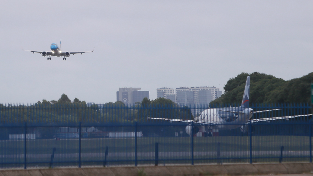 Fuerza Aérea traerá a mexicanos varados en Argentina por COVID-19