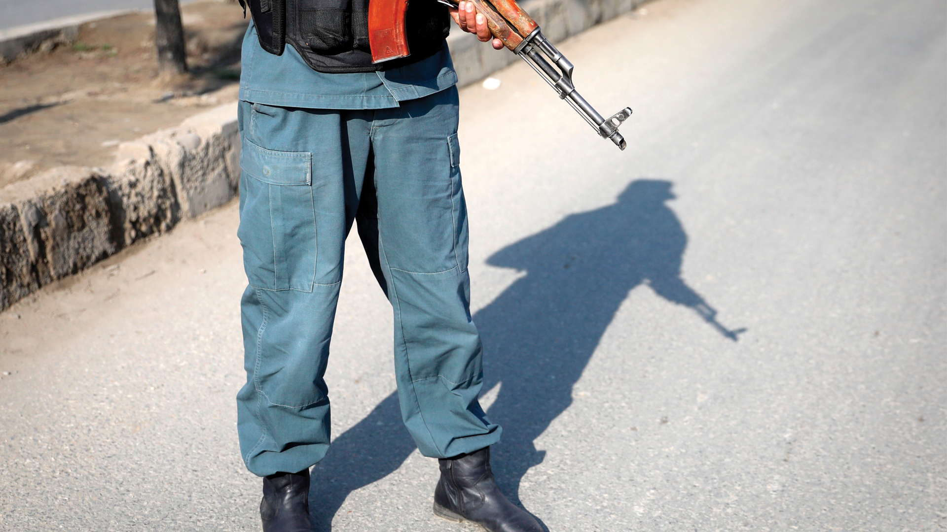 Talibanes celebran el fin de la primera fase del acuerdo con Estados Unidos