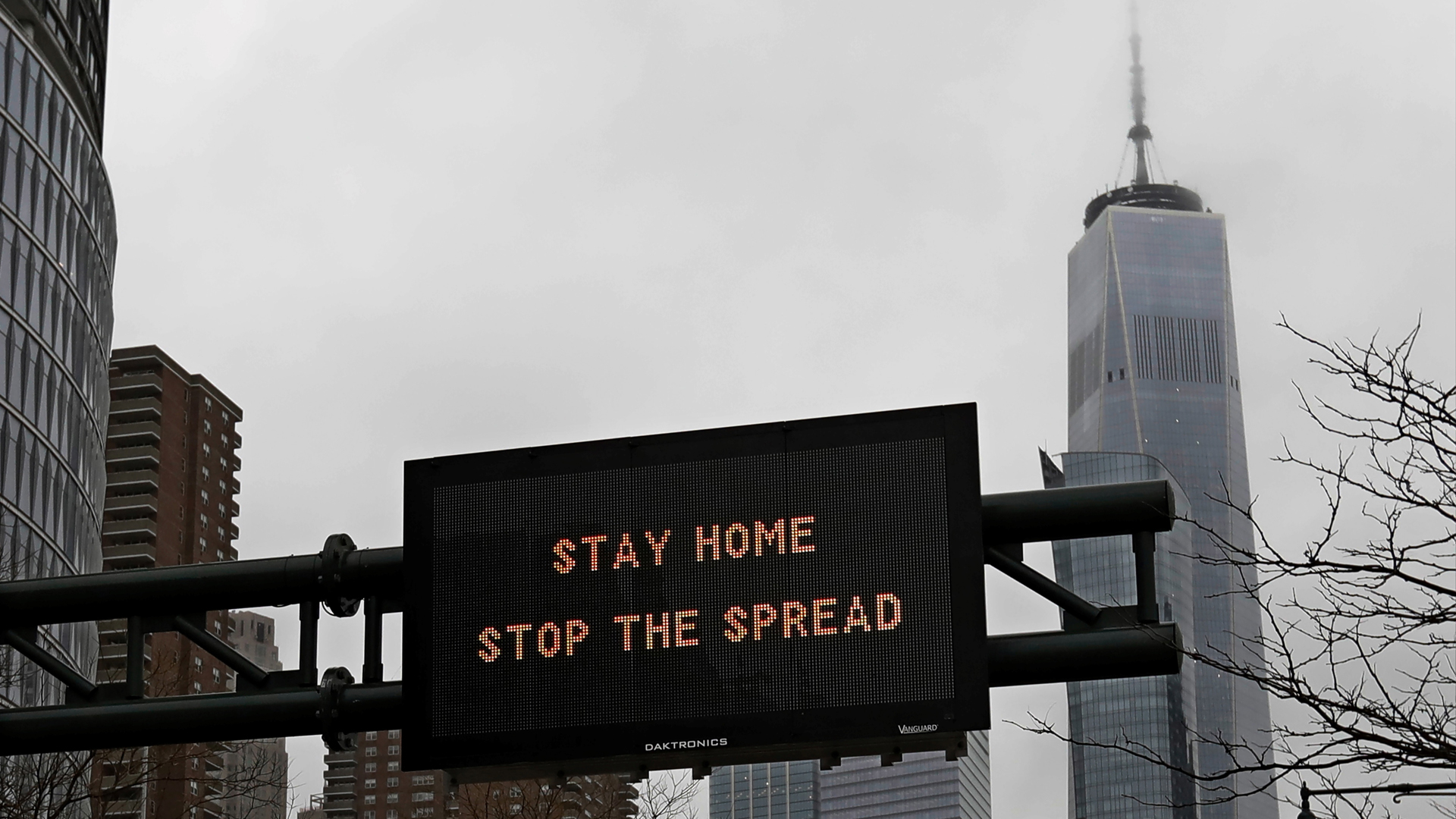 Nueva York recortará gastos en departamentos no relacionados a COVID-19