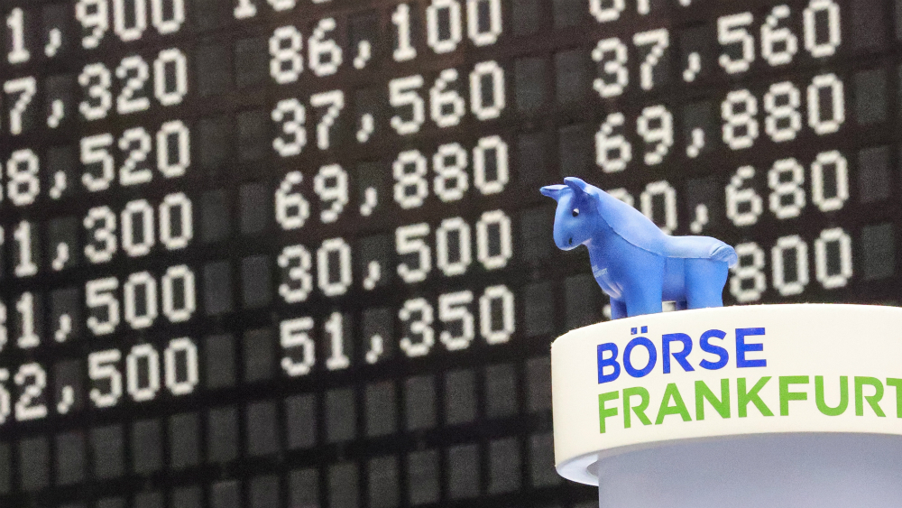 El pánico vuelve a las bolsas europeas pese a actuación de bancos centrales El pánico vuelve a las bolsas europeas pese a actuación de bancos centrales