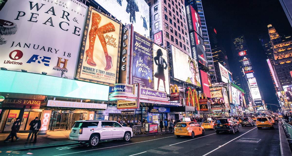 Nueva York prohíbe reuniones y eventos de más de 500 personas por COVID-19