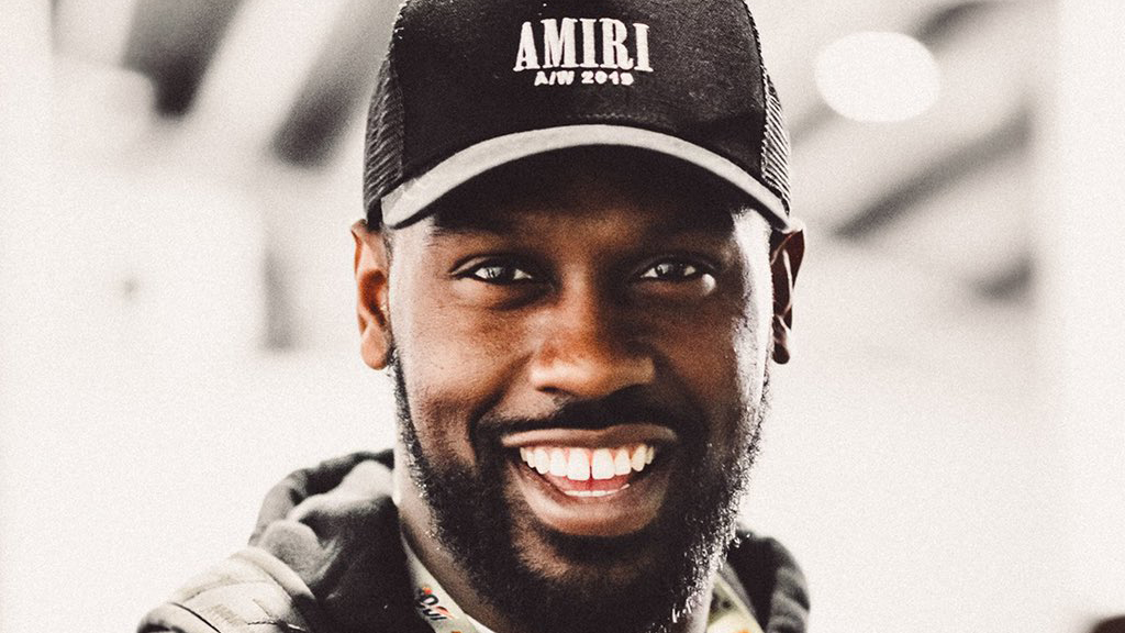 Chandler Jones dona 150 mil comidas a familias afectadas por el COVID-19