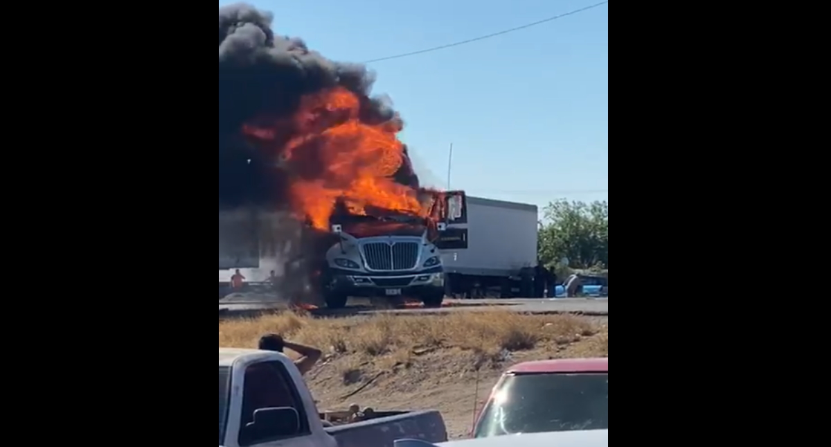 Campesinos vandalizan vehículos por extracción de agua de presa en Chihuahua