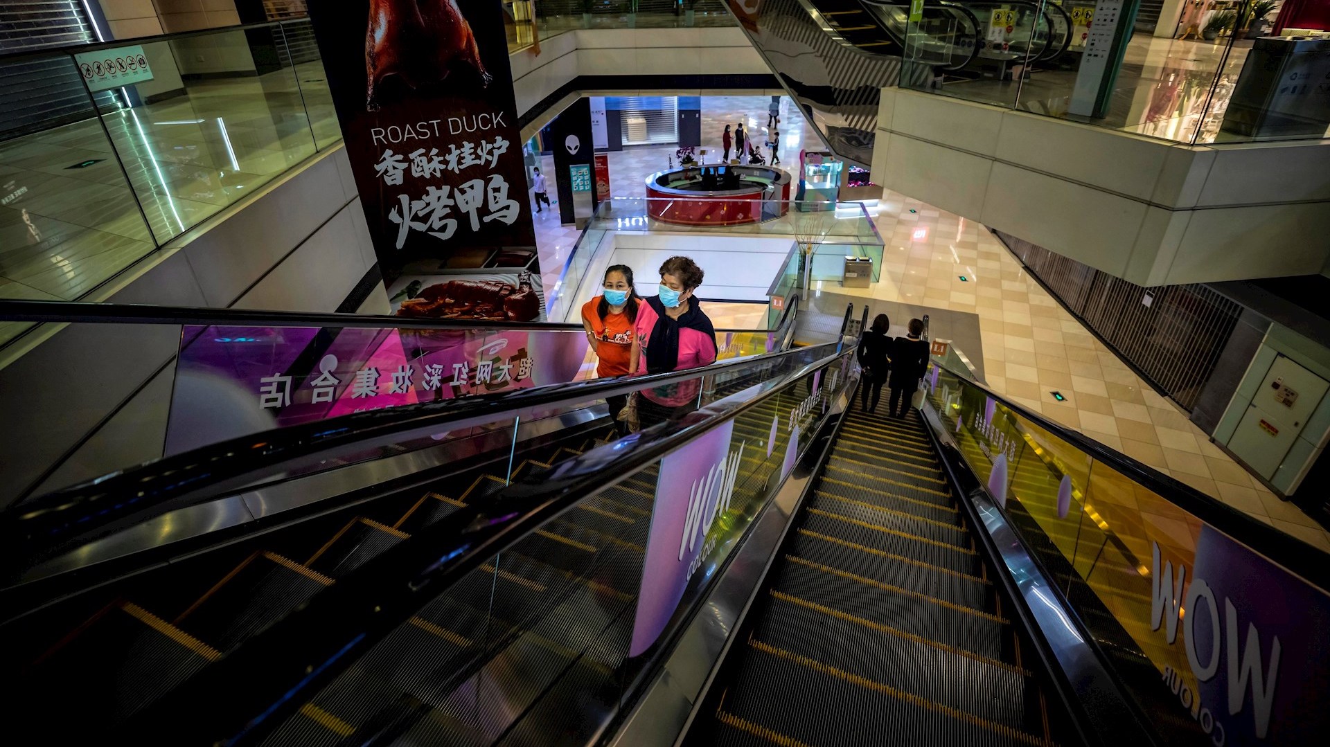 China eleva a 2 mil 912 cifra de muertos por COVID-19