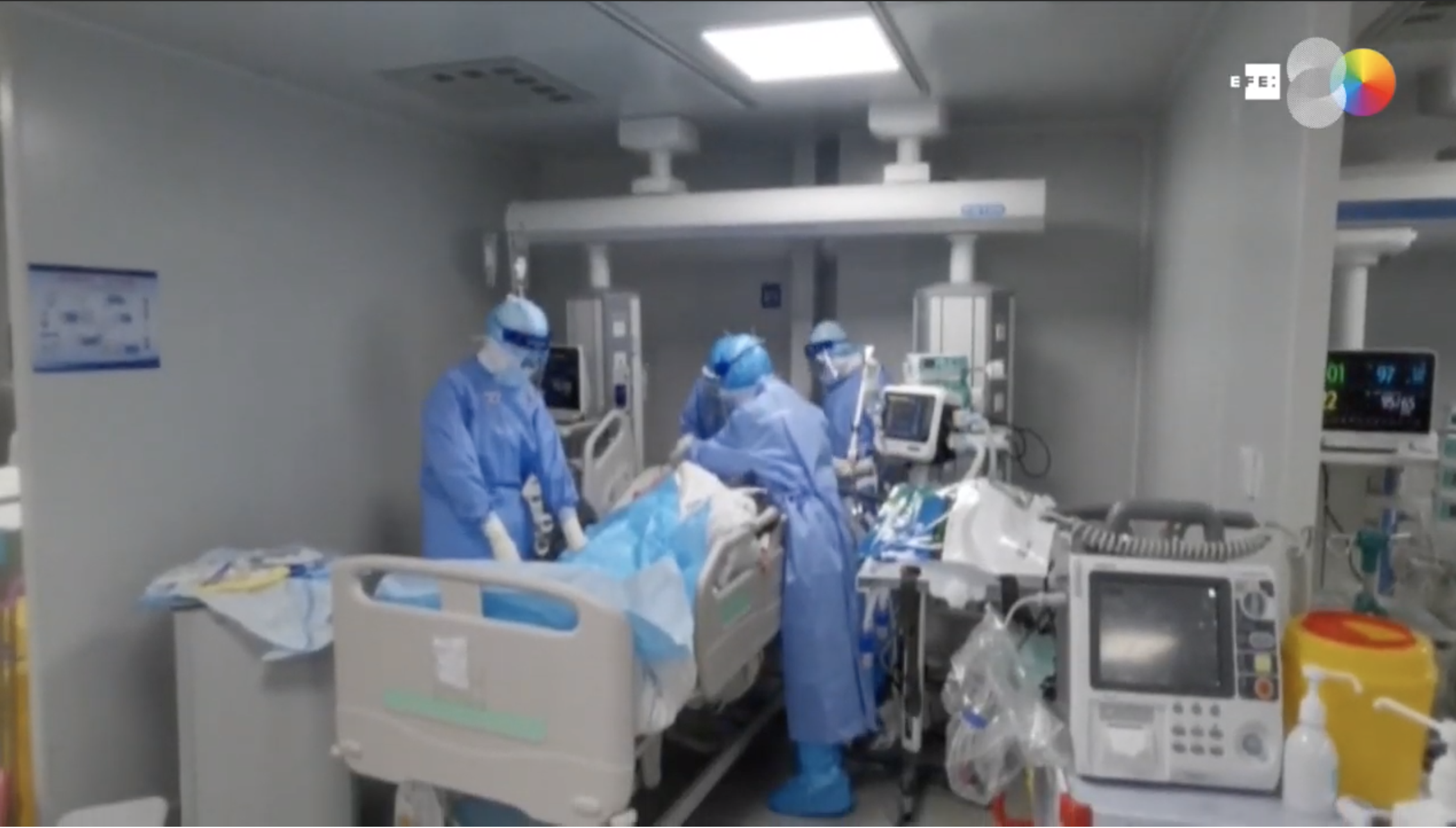 China eleva a 2.912 los fallecidos por el coronavirus