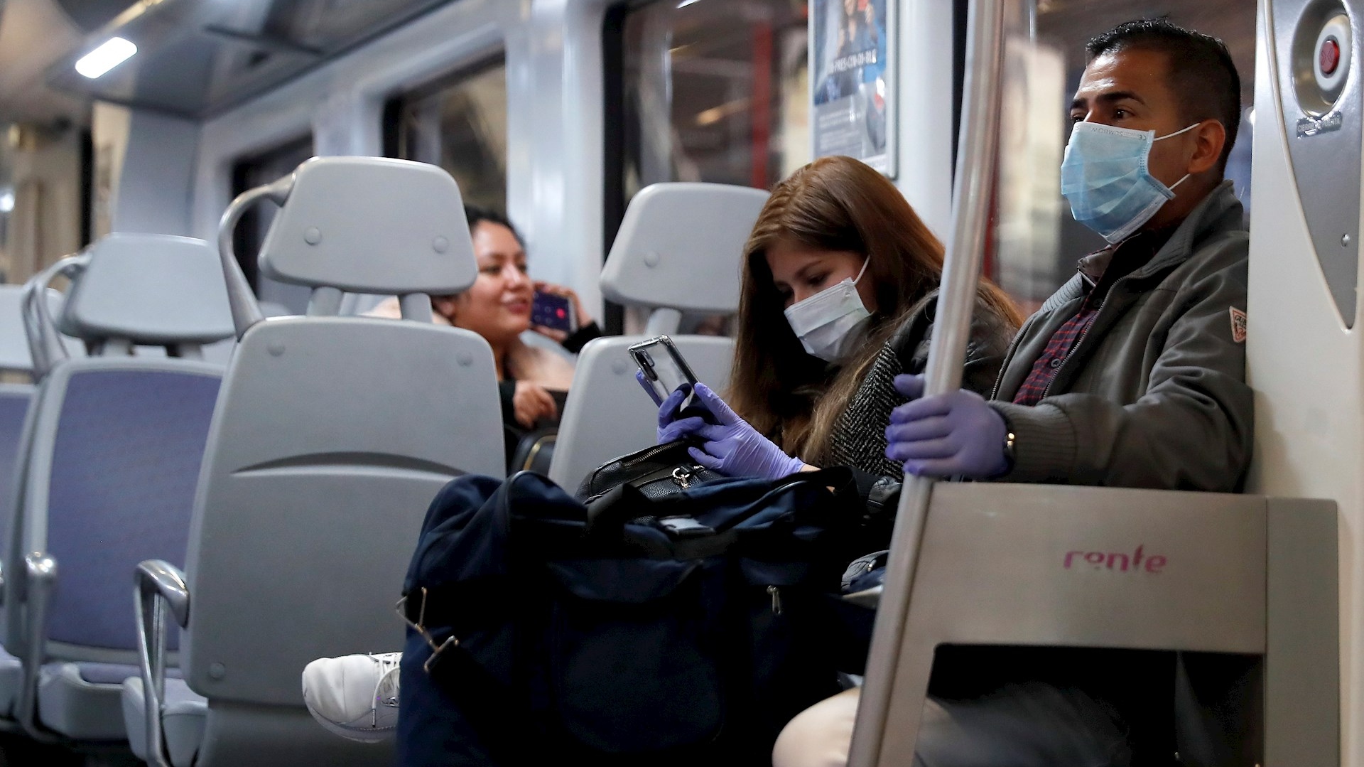 Gobierno de España restringirá movimiento de personas por COVID-19 Gobierno de España restringirá movimiento de personas por COVID-19