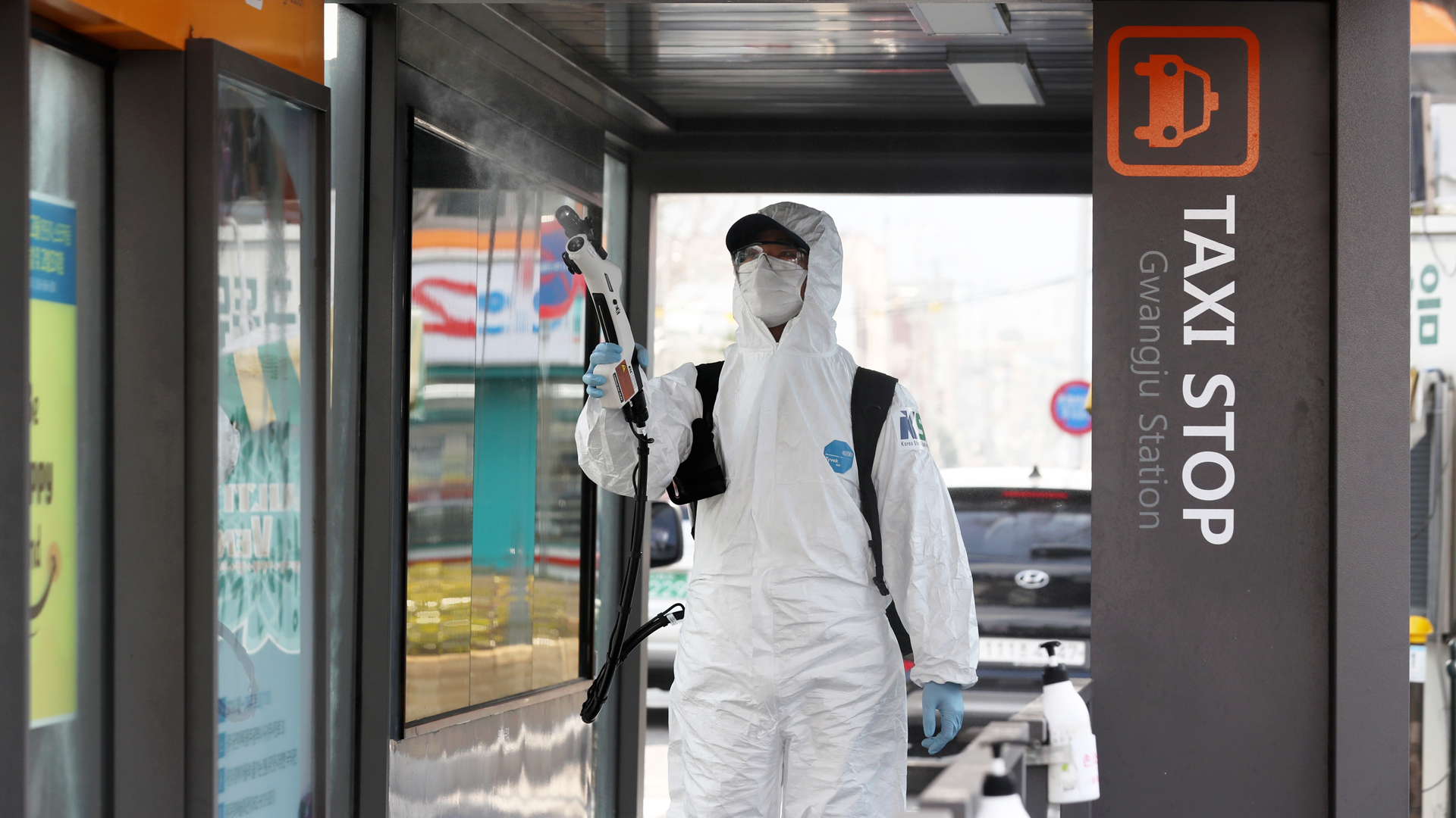 Corea del Sur eleva a 6 mil 767 los casos de COVID-19