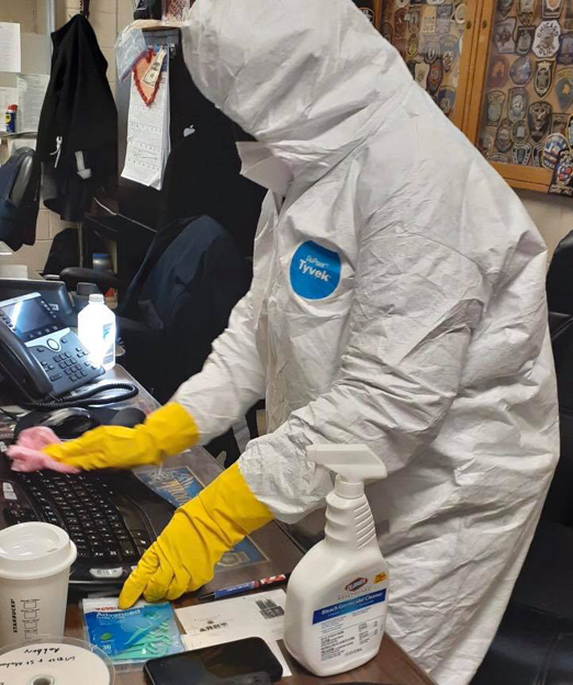 Más de 3 mil policías de NY se reportan enfermos durante pandemia de COVID-19 - desinfeccion-del-departamento-de-policia-de-nueva-york