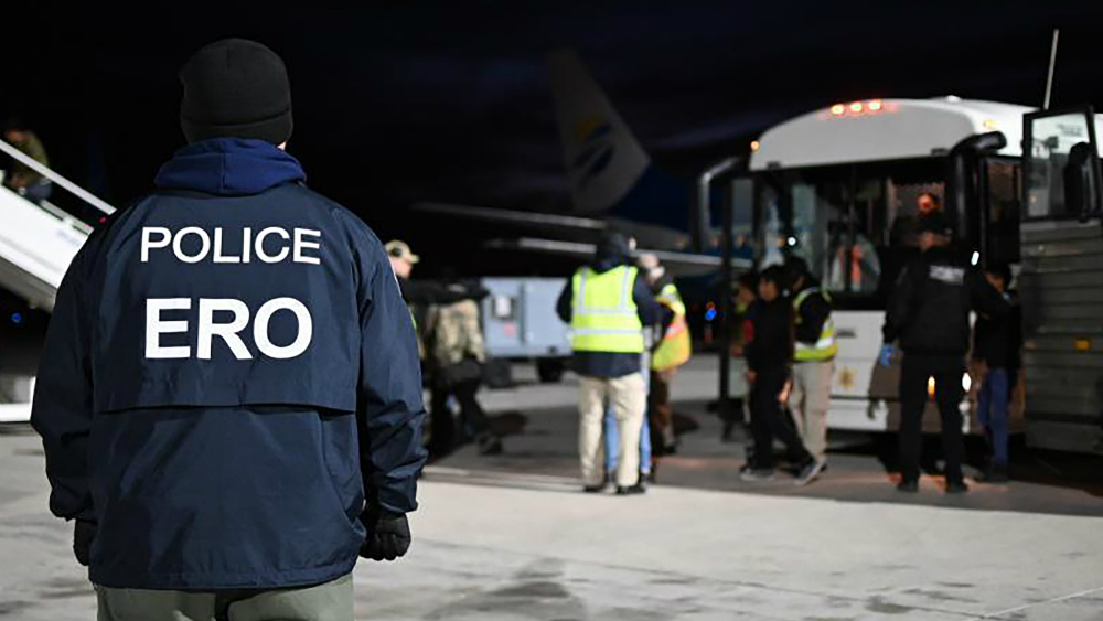 Gobierno de Biden puede mantener activa norma que expulsa migrantes Gobierno de Biden puede mantener activa norma que expulsa migrantes