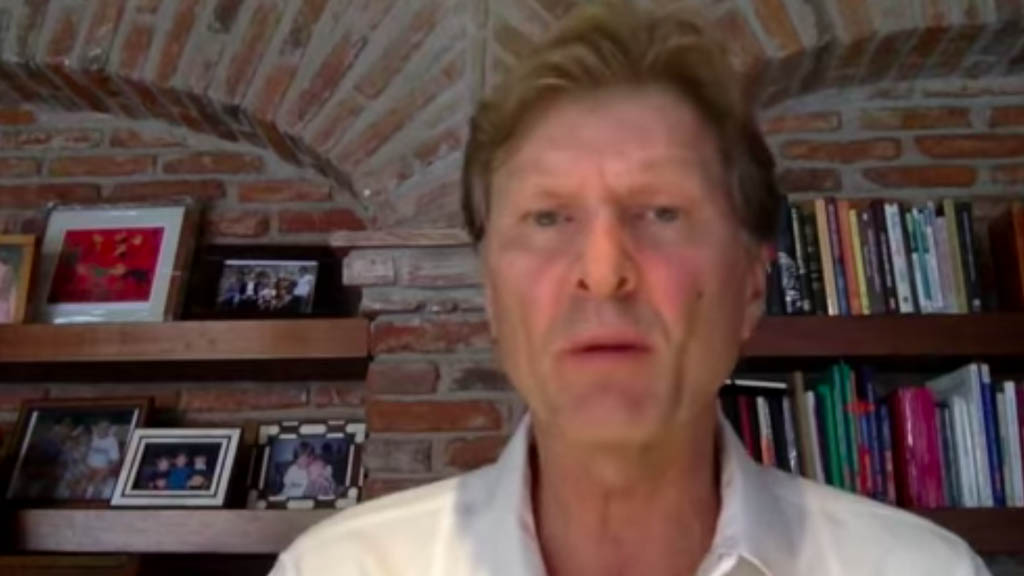 Quédate en casa; la reflexión de Enrique de la Madrid