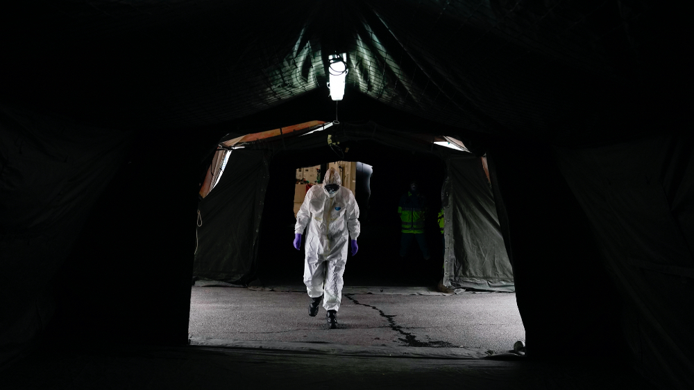 España registra un nuevo máximo en número de muertos por COVID-19