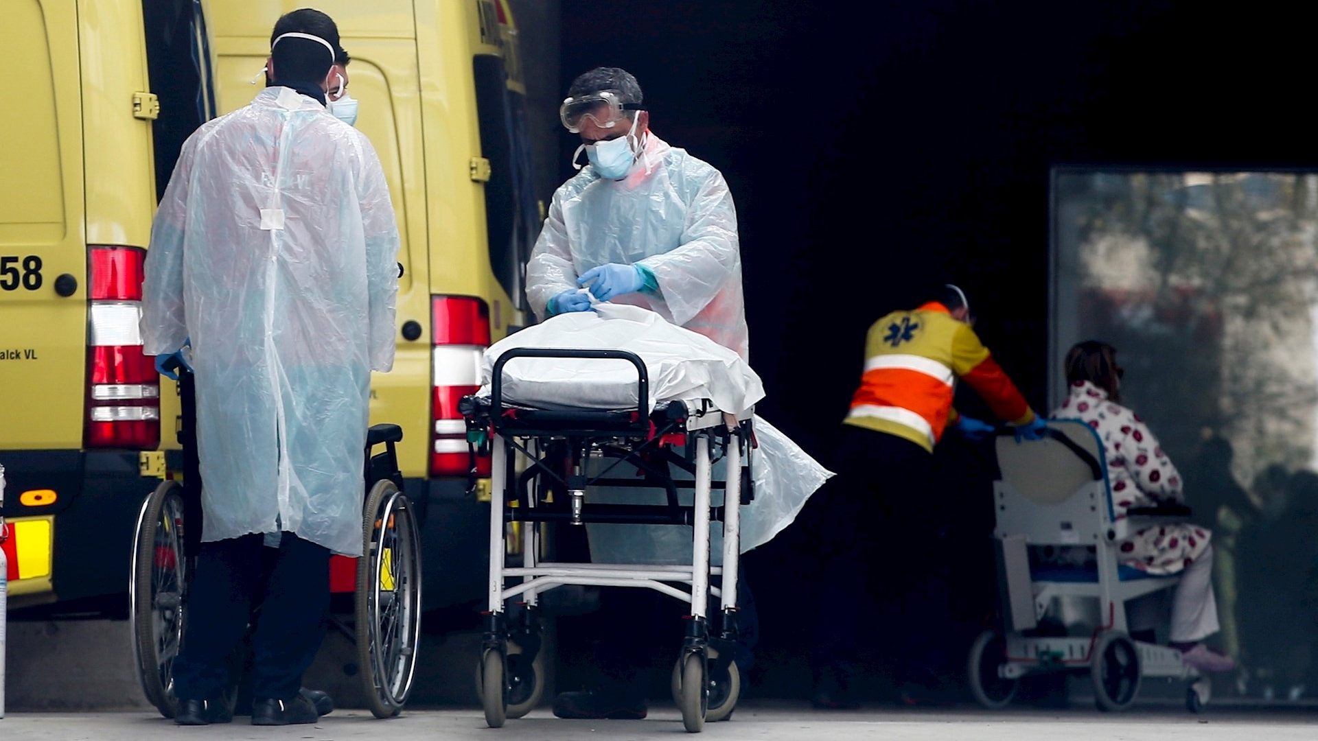 Suman 2 mil 182 muertos y 33 mil 89 contagiados en España por COVID-19