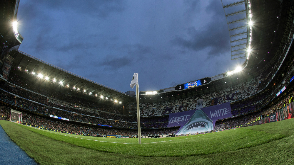 Habilitan el Estadio Santiago Bernabéu para donación de material sanitario