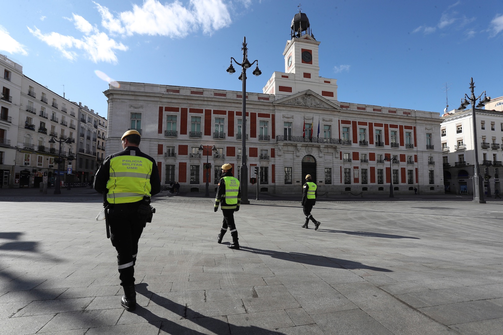 Angela Merkel anuncia cierre de fronteras en la UE por COVID-19 Angela Merkel anuncia cierre de fronteras en la UE por COVID-19