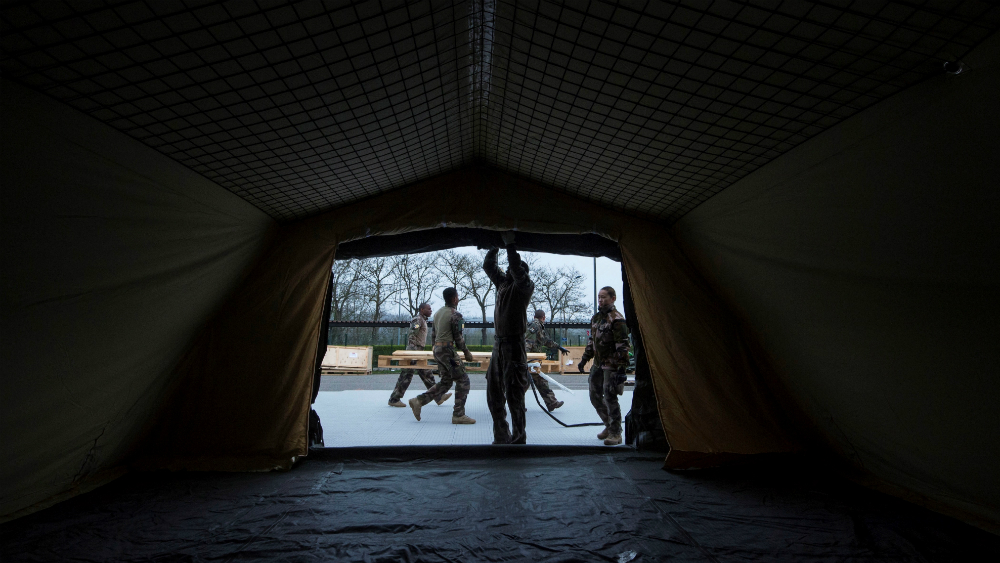 Francia supera los 500 muertos; refuerza confinamiento con más controles Francia supera los 500 muertos; refuerza confinamiento con más controles