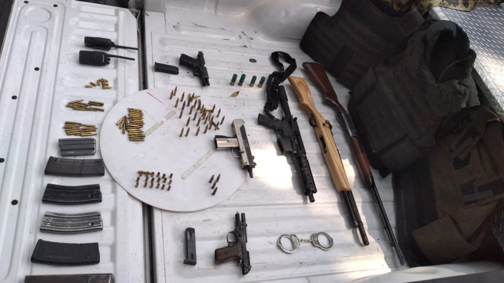 Detienen a tres con arsenal en la GAM tras balacera