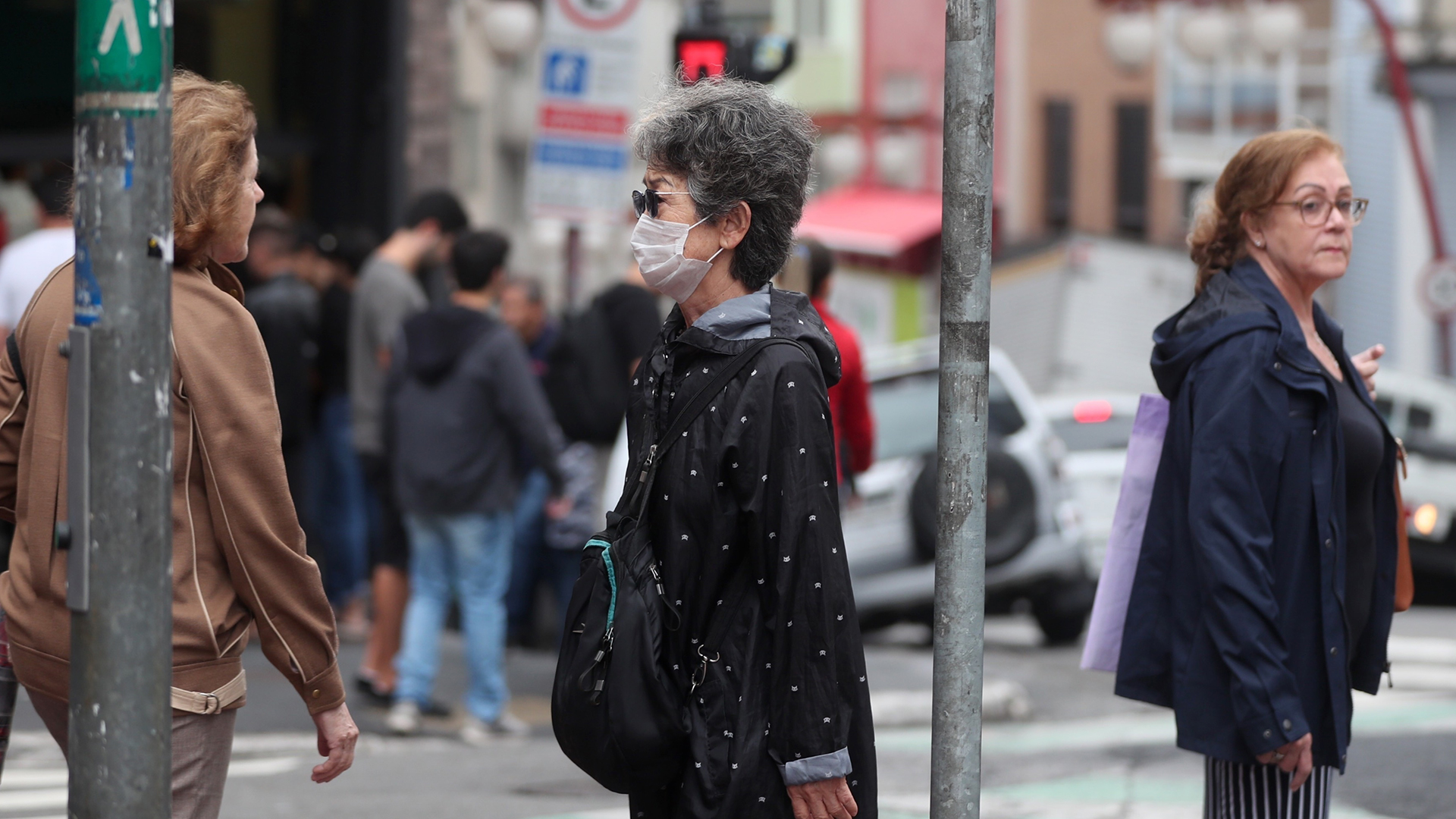 Brasilia suspende clases ante expansión global del coronavirus