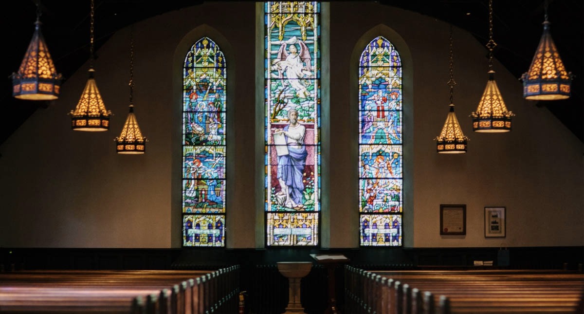 Sacerdotes deberán portar cubrebocas