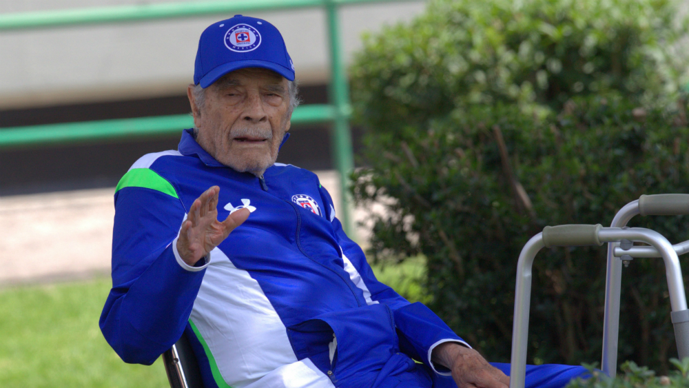 Murió a los 103 años Nacho Trelles, leyenda del futbol mexicano