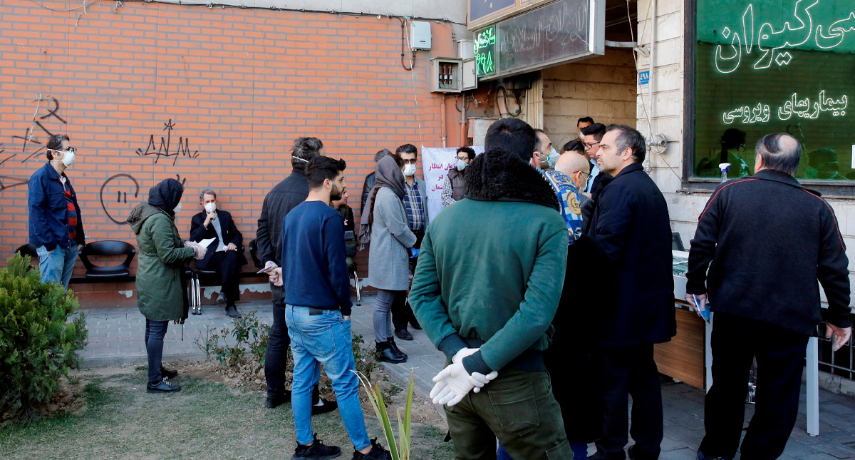 Al menos 20 personas han muerto en Irán por remedio falso para curar el COVID-19