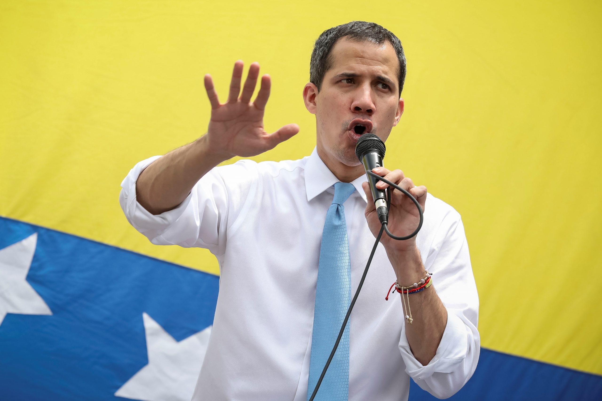 Justicia de Venezuela retira la legitimidad de Guaidó, chavismo gana terreno