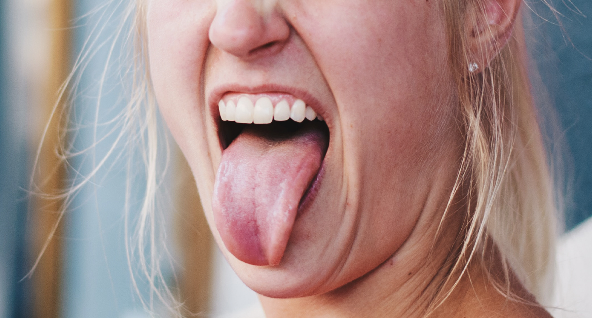 Nueva técnica muestra cómo se organizan bacterias en la lengua