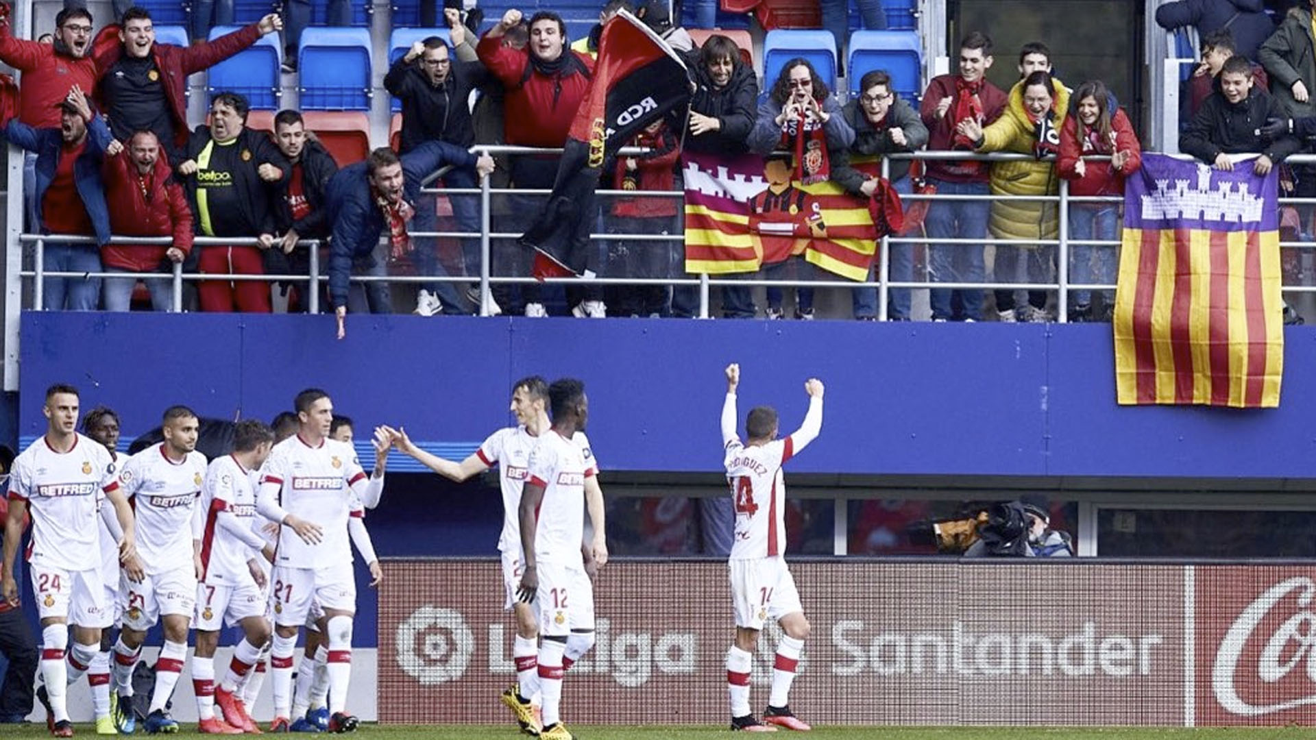 Mallorca se acerca a la permanencia tras vencer a Eibar