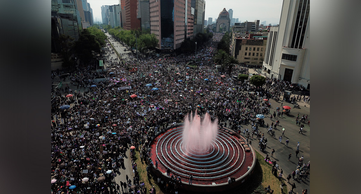 Seis periodistas y dos activistas agredidos durante marcha del domingo en la Ciudad de México
